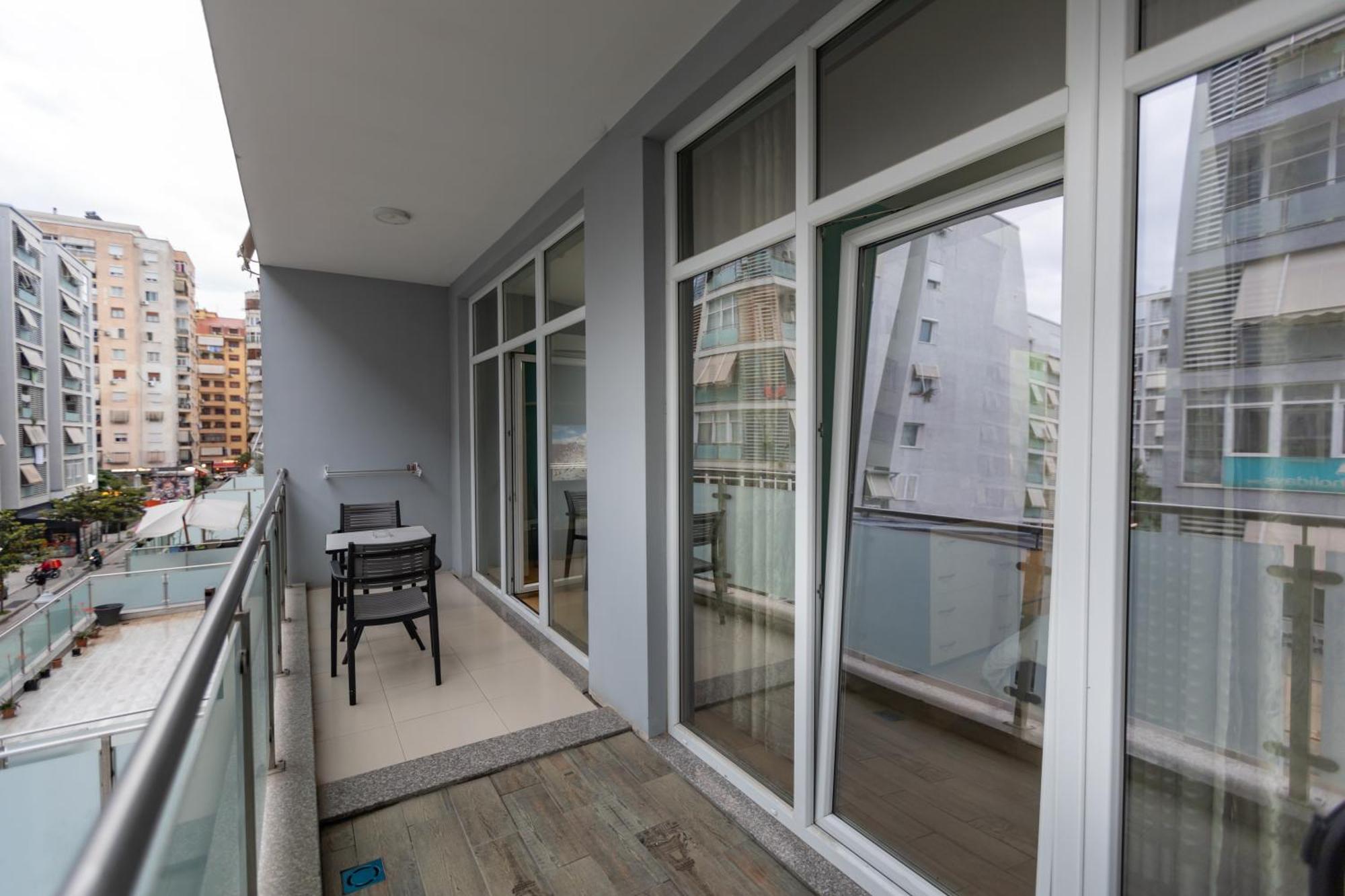 K&M Apartment تيرانا المظهر الخارجي الصورة